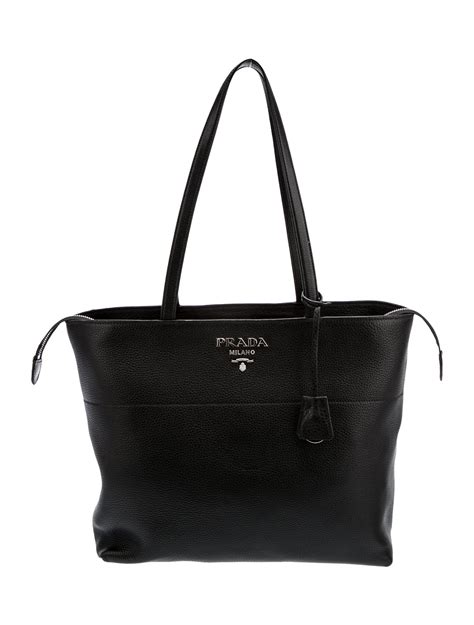 Prada Vitello Phenix Zip Tote Bag 